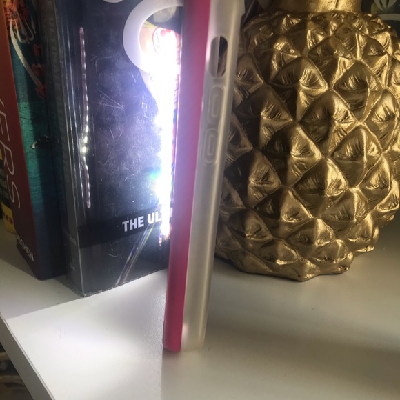 Younique selfie iPhone case - Picture 5 of 6